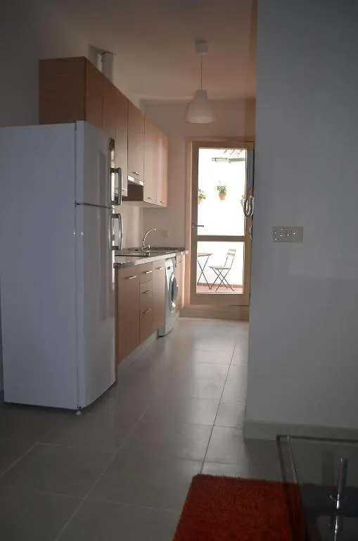 Apartamentos Los Patios De Beatas Malaga 0*,